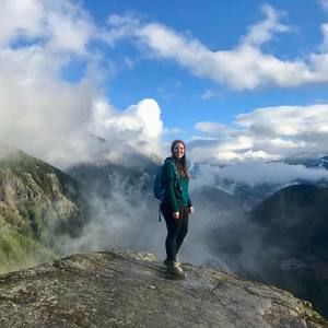 Meet your Posher, Ashley